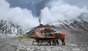Everest: le Covid-19 menace la saison d'alpinisme