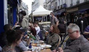 Réouverture: à Paris, les terrasses du quartier Latin font le plein à l'heure du déjeuner