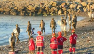 Ceuta: les arrivées de migrants à la nage se poursuivent