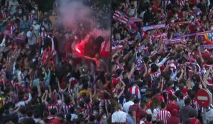 Football/Liga : les supporters de l'Atletico Madrid se rassemblent pour fêter le titre