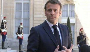 Emmanuel Macron contre "un plan de succession" à la tête du Tchad