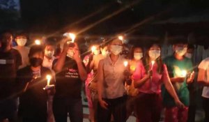 Birmanie : des manifestants défilent à nouveau contre la junte
