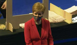 Ecosse: Sturgeon arrive au centre de dépouillement avant l'annonce des résultats