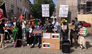 Saint-Omer: une centaine de personnes en soutien aux Afghans