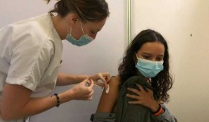 La Réunion: le premier centre de vaccination éphémère ouvre dans un lycée