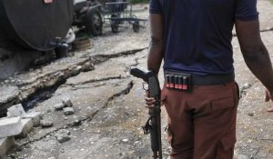 Séisme à Haïti : les autorités tentent de coordonner l'aide humanitaire