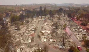 Un camping détruit par l'incendie "Caldor" en Californie