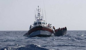 L'Italie autorise 800 migrants à débarquer : secourus en mer, leur état de santé se dégradait