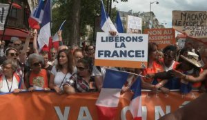 Paris : manifestation contre le pass sanitaire pour le 3e samedi consécutif