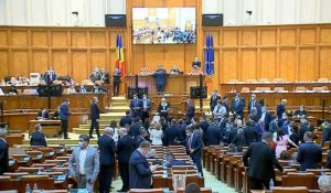 En Roumanie, le gouvernement libéral renversé par une motion de censure