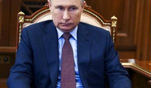 Vladimir Poutine décrète une semaine chômée pour enrayer l'essor du Covid-19
