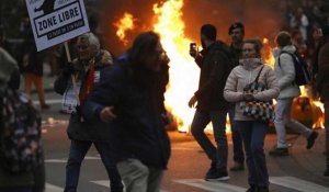 Bruxelles : grand rassemblement des anti-pass, heurts avec la police