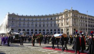 Italie : funérailles de David Sassoli, un moment d'unité nationale jusqu'à la présidentielle ?