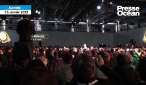 VIDÉO. Meeting de Jean-Luc Mélenchon à Nantes : Clémentine Autain ouvre le meeting de LFI