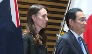 Japon : garde d'honneur en présence de la Première ministre néo-zélandaise