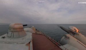 Le vaisseau amiral de la flotte russe en mer Noire "gravement endommagé"