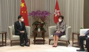 Rencontre entre la cheffe de l'exécutif de Hong Kong Carrie Lam et son successeur John Lee