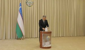 Ouzbékistan : Chavkat Mirzioïev vote à l'élection présidentielle