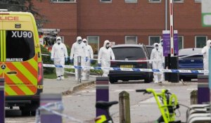 Explosion de Liverpool: la police scientifique sur place