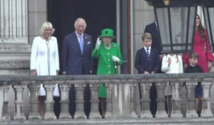 Jubilé : la reine Elizabeth II de retour sur le balcon de Buckingham