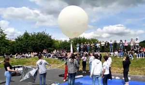 Les collégiens du Nouvion-en-Thiérache lâchent un ballon sonde
