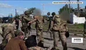 Ukraine : à Marioupol, près de 1 000 combattants ukrainiens se sont rendus, selon la Russie