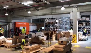 Antoine Huberland présente le nouveau centre de distribution d'Ikea Liège