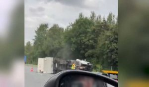Chevrières. Une camionnette se renverse sur l'autoroute A1