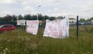 Charleville-Mézières : manifestation des salariés du foyer de l'enfance