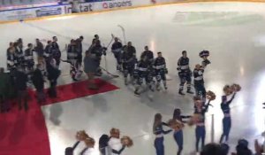 VIDÉO. Hockey sur glace : Les Ducs d’Angers présentent la Coupe de France à leur public