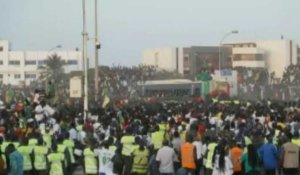 Football/Can: les joueurs du Sénégal de retour à Dakar accueillis par une marée humaine