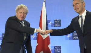 Bruxelles : le chef de l'Otan J. Stoltenberg accueille le Premier ministre britannique B. Johnson