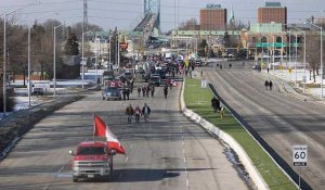 Canada : les autorités menacent de sévir contre les manifestants qui bloquent Ottawa