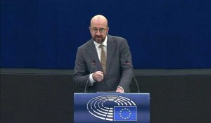 L'UE appelle la Russie à "prendre des mesures concrètes" vers la désescalade