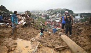 Au Brésil, le bilan s'alourdit à Petropolis: plus de 100 morts