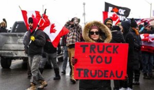 Canada : démonstration de force à Ottawa des camionneurs contre les mesures sanitaires