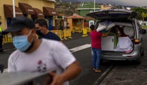 "Tu travailles toute ta vie, et tout part en fumée" : scènes de désolation à La Palma