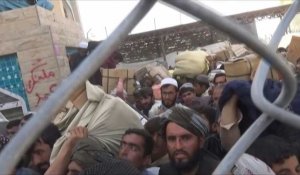 A la frontière pakistanaise, les talibans bloquent l'exode des Afghans