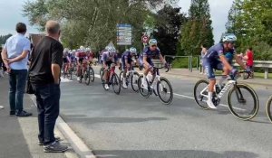 Grand prix d’Isbergues : du monde au bord de la route pour applaudir les coureurs