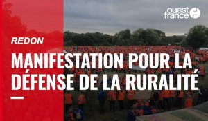 VIDEO. Manifestation pour la défense de la ruralité à Redon. 
