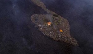La progression de la coulée de lave du volcan Cumbre Vieja ralentit
