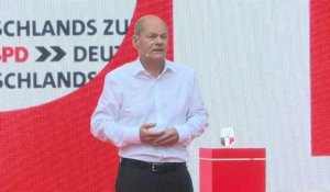 Le candidat allemand du SDP, Olaf Scholz, tient son dernier meeting