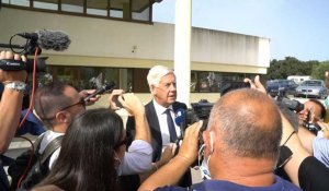 L'avocat italien de Puigdemont arrive au tribunal