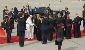Une cérémonie se tient à l'aéroport de Bratislava pour le départ du pape François