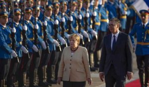 Élargissement de l'UE : Angela Merkel plaide pour les Balkans en Serbie