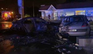 Deux voitures en feu à la station-service de Mons-en-Barœul sur la voie rapide urbaine