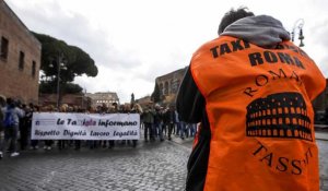 Italie : les chauffeurs de taxi font grève pour protester contre Uber