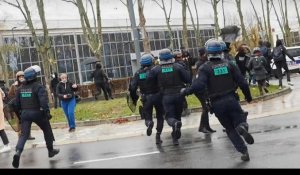 Villepinte: dispersion à Villepinte d'un rassemblement de militants hostiles à Eric Zemmour