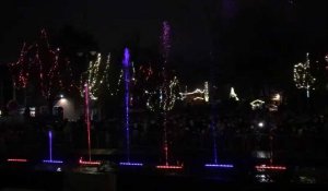 Saint-Pol : spectacle et descente du campanile en rappel par le père Noël