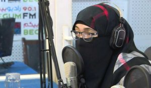 "Donner de la voix" : une radio afghane tend le micro aux femmes